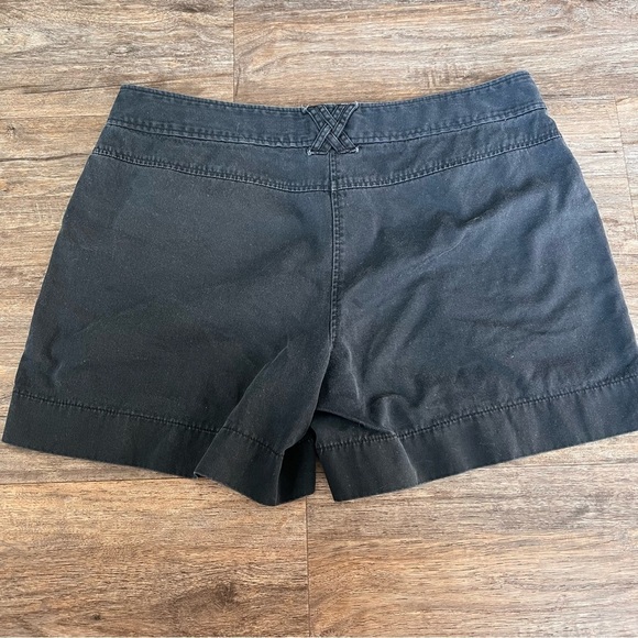 Ann Taylor Loft Black Mid Rise 100% Cotton Shorts Size 10 - Picture 2 of 7